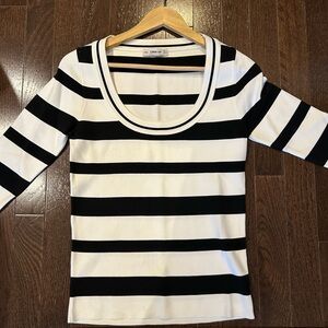 Woman’s Zara black and white striped top. Size M